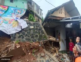 Rumah Warga Parungjambu Longsor, DID Reaksi Minta BPDB dan Perumkim Turun Tangan 